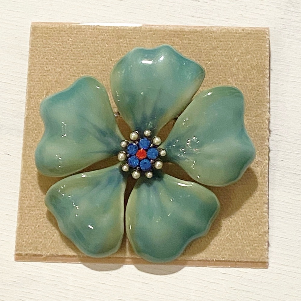 Green Enamel Flower Brooch Pin Crystal & Pearl Center